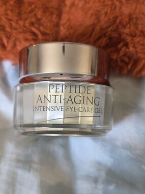 Peptide Anti-Aging Intensive Eye Care Gel –